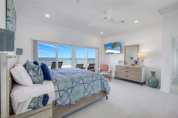 Bedroom, Interior, Recessed Lighting, Water