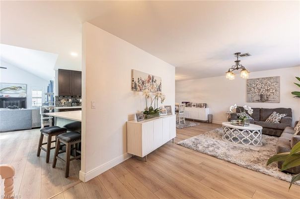 Interior, Kitchen, Living room, Pendant Lights, Recessed Lighting, Wood Texture Flooring