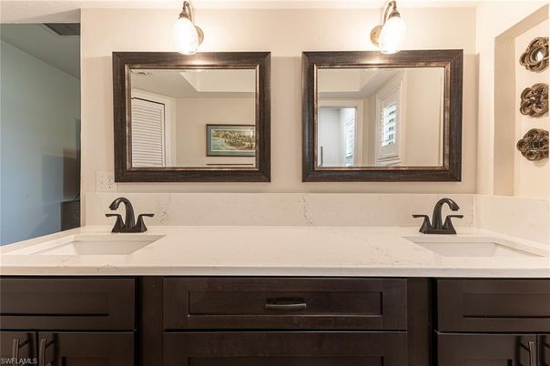 Bathroom, Dual Sink Vanities, Interior