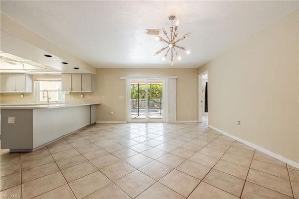 Empty room, Interior, Kitchen, Pendant Lights