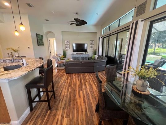 Interior, Living room, Pendant Lights, Recessed Lighting, Wood Texture Flooring