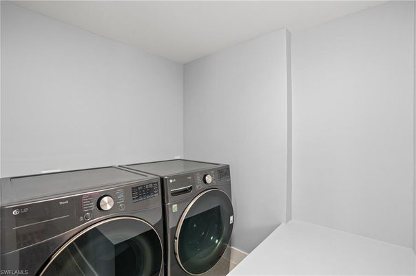 Interior, Washer