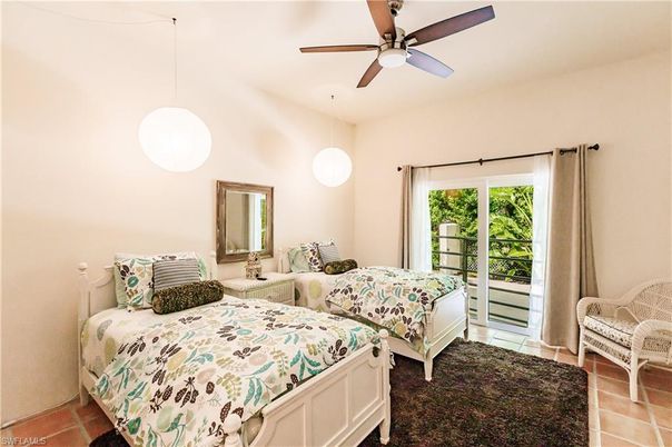 Bedroom, Interior, Pendant Lights