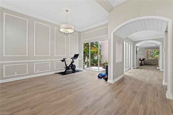 Fitness Equipment, Interior, Pendant Lights, Wood Texture Flooring