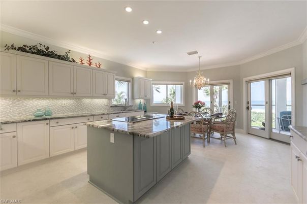 Chandelier, Dining room, Interior, Kitchen, Recessed Lighting