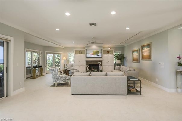Fireplace, Interior, Living room, Recessed Lighting