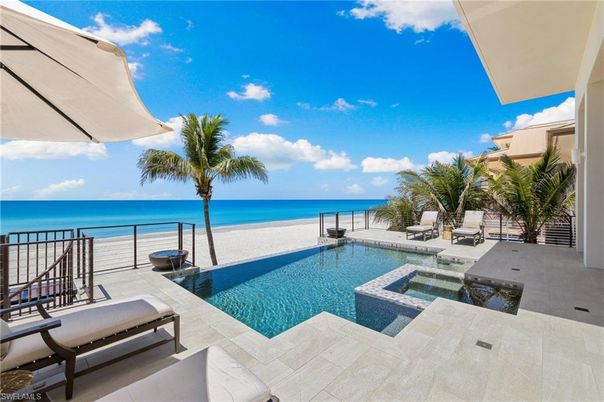Exterior, Pool, Water