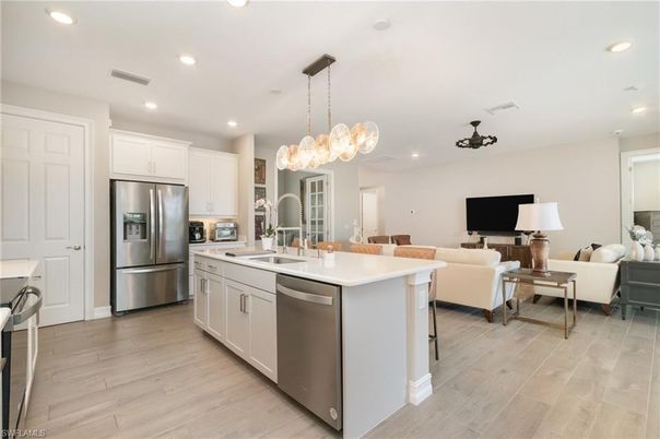 Interior, Kitchen, Living room, Pendant Lights, Recessed Lighting, Stainless Steel Appliances, Wood Texture Flooring