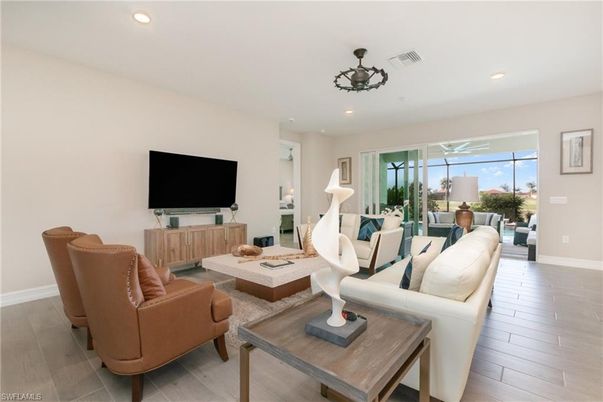 Interior, Living room, Recessed Lighting, Wood Texture Flooring