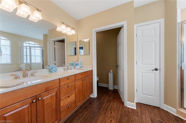 Bathroom, Dual Sink Vanities, Interior, Wood Texture Flooring