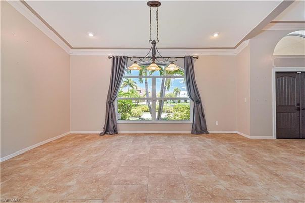 Empty room, Interior, Pendant Lights, Recessed Lighting