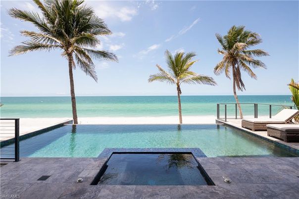 Exterior, Lake, Pool