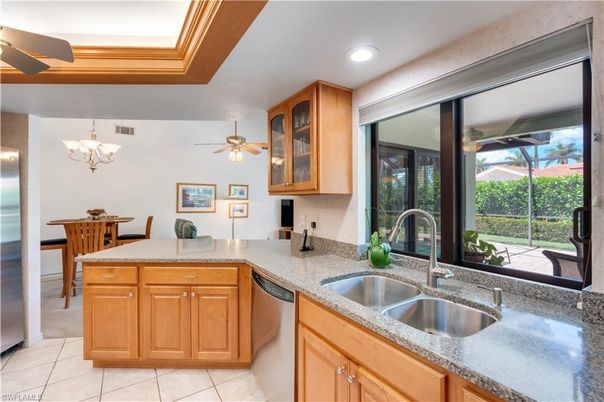 Chandelier, Dining room, Interior, Kitchen, Recessed Lighting