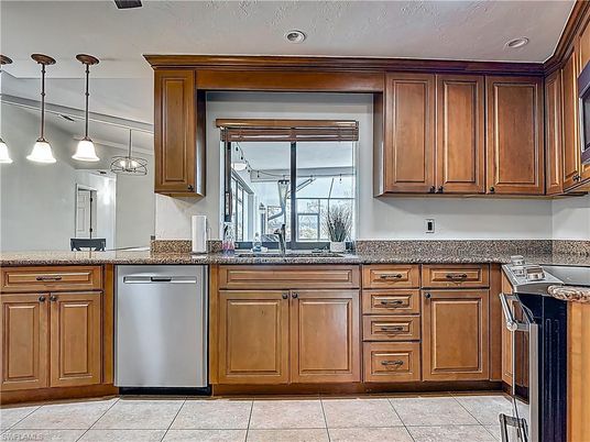 Interior, Kitchen, Pendant Lights, Recessed Lighting