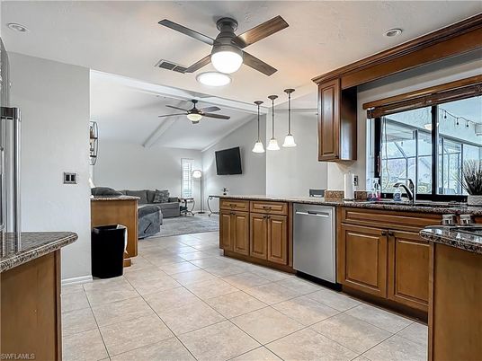 Interior, Kitchen, Living room, Pendant Lights