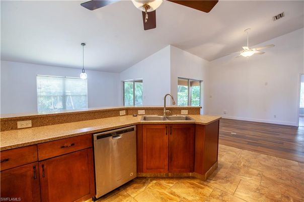 Interior, Kitchen, Pendant Lights, Wood Texture Flooring