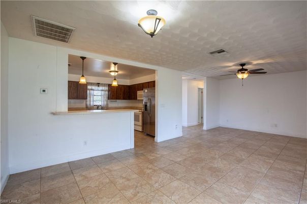 Empty room, Interior, Kitchen, Pendant Lights