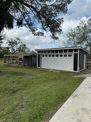 Backyard, Detached Garage, Exterior