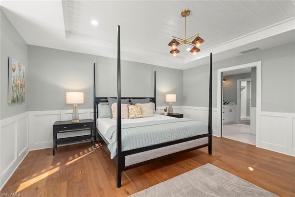 Bedroom, Interior, Pendant Lights, Recessed Lighting, Wood Texture Flooring