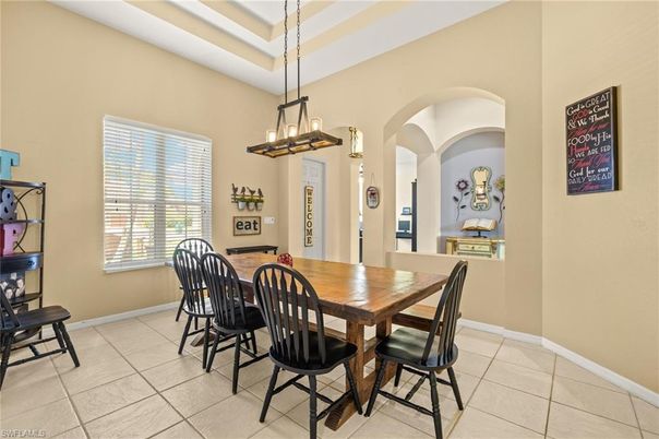 Dining room, Interior, Pendant Lights