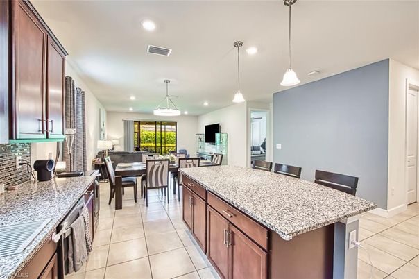 Dining room, Interior, Kitchen, Pendant Lights, Recessed Lighting