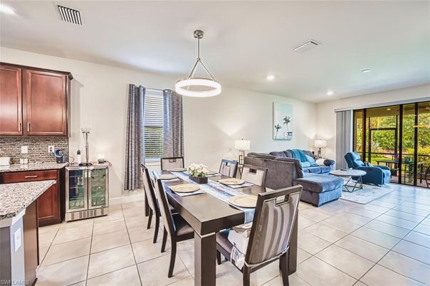 Dining room, Interior, Living room, Pendant Lights, Recessed Lighting