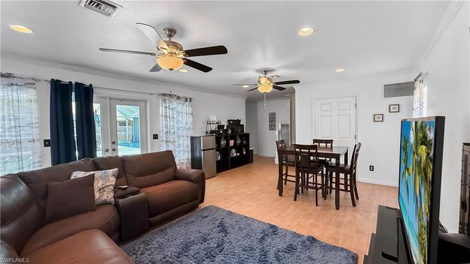 Dining room, Interior, Living room, Recessed Lighting, Wood Texture Flooring