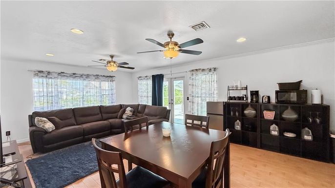Dining room, Interior, Living room, Recessed Lighting, Wood Texture Flooring