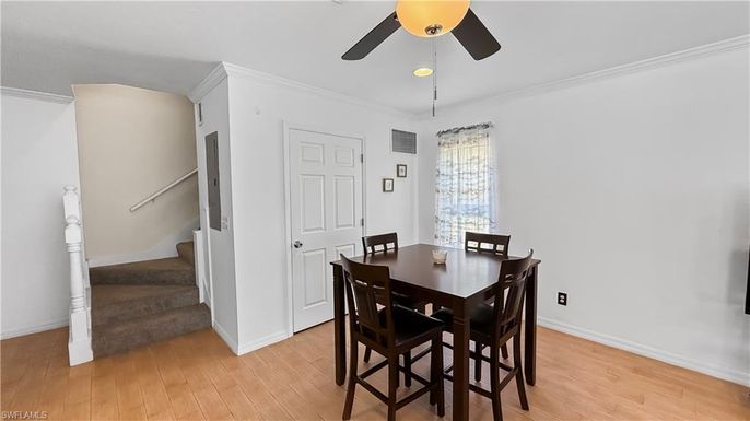 Dining room, Interior, Wood Texture Flooring