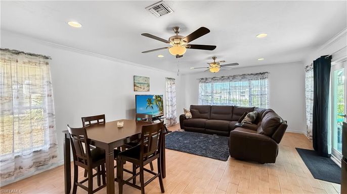Dining room, Interior, Living room, Recessed Lighting, Wood Texture Flooring