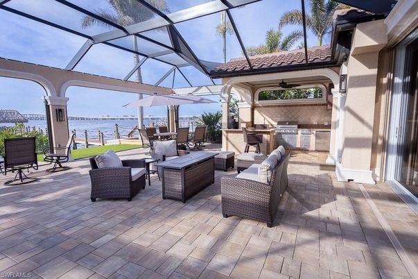 Glass Ceilings, Interior, Sun Room, Water