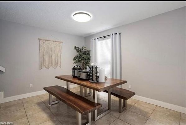 Dining room, Interior