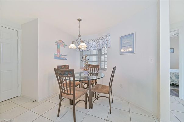 Dining room, Interior, Pendant Lights
