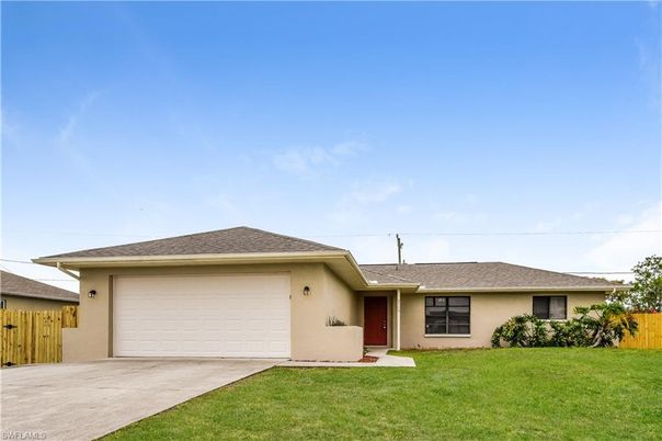Attached, Backyard, Exterior, Facade, Ranch