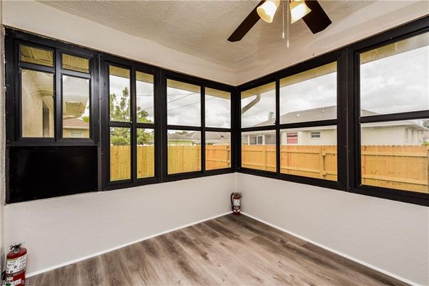 Interior, Sun Room, Wood Texture Flooring