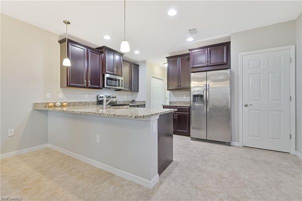 Interior, Kitchen, Pendant Lights, Recessed Lighting, Stainless Steel Appliances