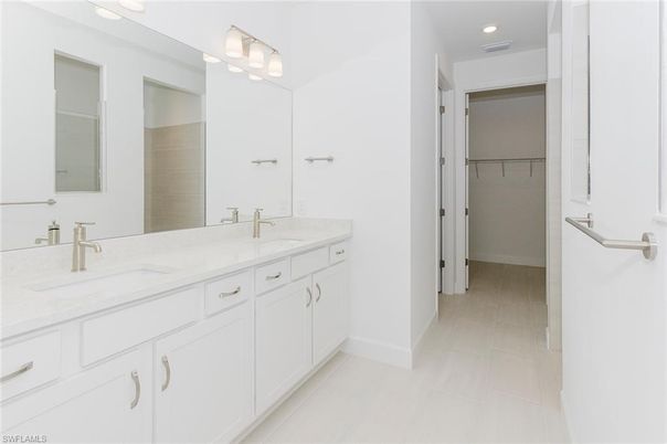 Bathroom, Dual Sink Vanities, Interior, Recessed Lighting