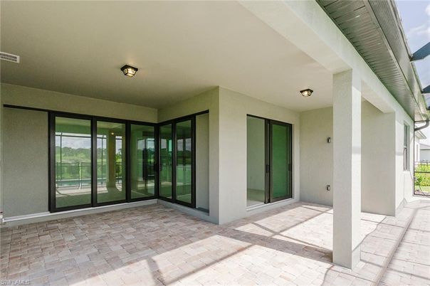Empty room, Interior, Sun Room