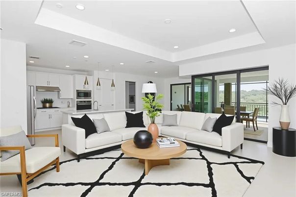 Dining room, Interior, Kitchen, Living room, Pendant Lights, Recessed Lighting, Stainless Steel Appliances