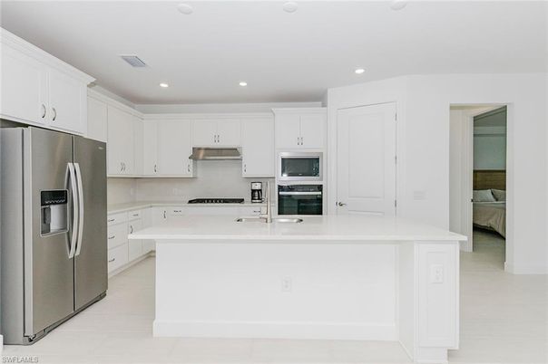 Bedroom, Interior, Kitchen, Recessed Lighting, Stainless Steel Appliances