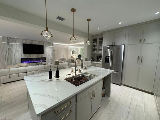 Interior, Kitchen, Living room, Pendant Lights, Recessed Lighting, Stainless Steel Appliances, Wood Texture Flooring