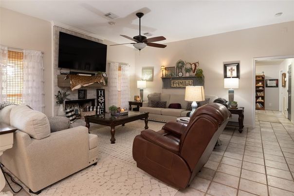Fireplace, Interior, Living room