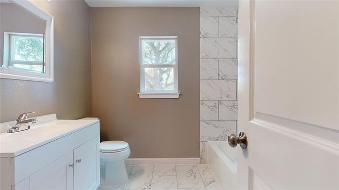 Bathroom, Interior, Marble, Marble Walls