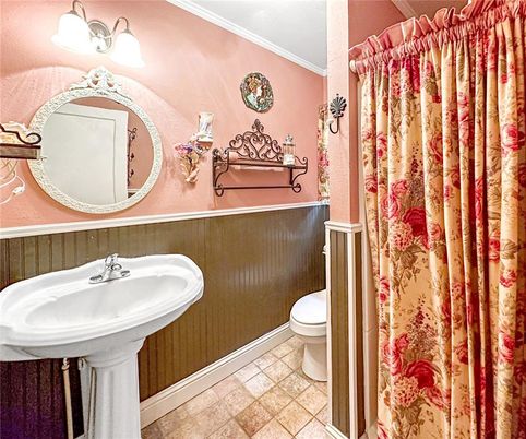 Bathroom, Interior