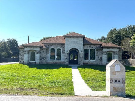 Backyard, Exterior, Facade, Mediterranean