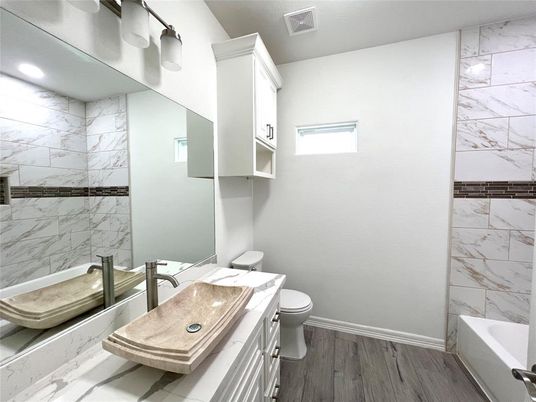 Bathroom, Interior, Marble Walls, Recessed Lighting, Wood Texture Flooring