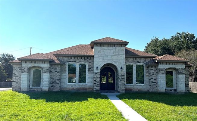 Backyard, Exterior, Facade, Mediterranean