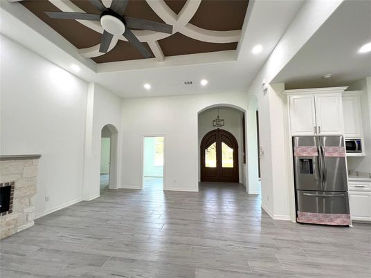 Fireplace, Interior, Kitchen, Recessed Lighting, Wood Texture Flooring