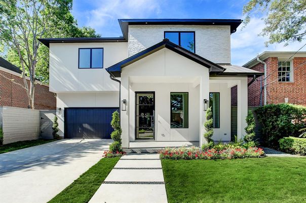 Attached, Exterior, Facade, Brick Facade, Modern
