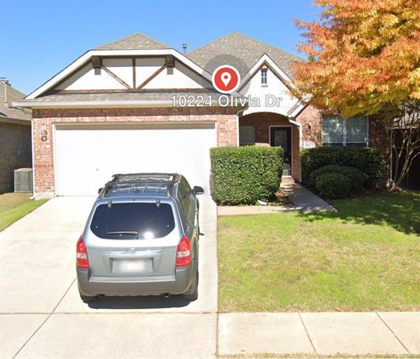 Attached, Exterior, Facade, Brick Facade, Tudor Revival